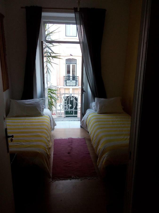 Edith Cavell10 Lisbon Guest House מראה חיצוני תמונה